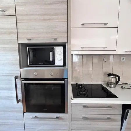 Apartment Belani, Own Parking Tivat Buitenkant foto